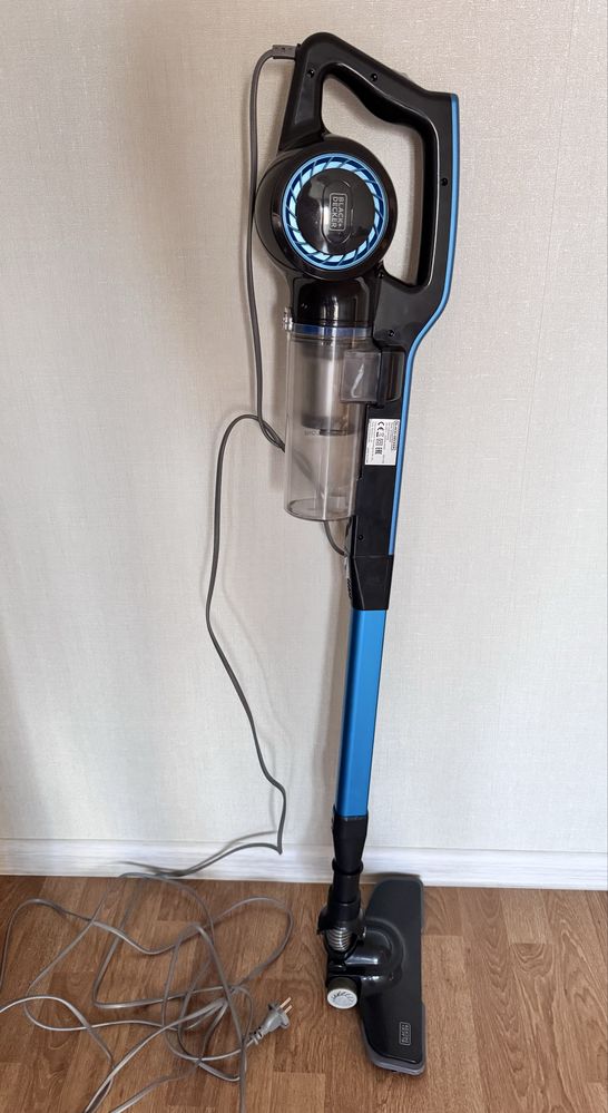 Ручний Black& Decker пилесос