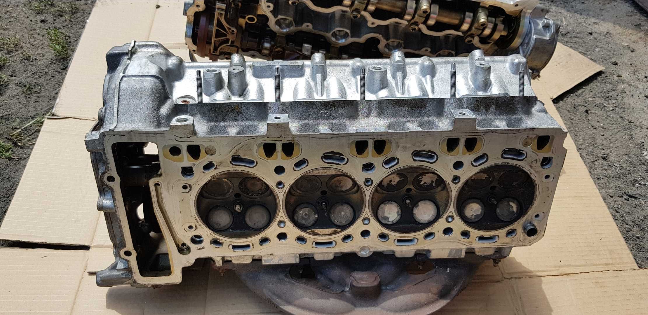 Głowica silnika BMW N63B44A LEWA PRAWA kompletna bdb