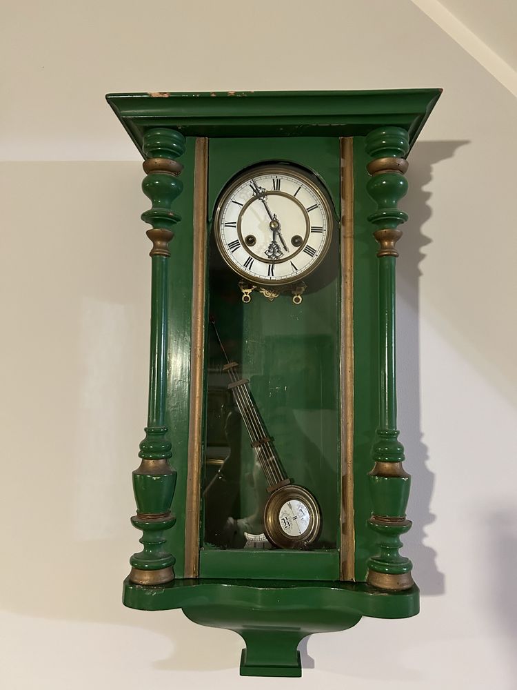 Stary zielony zegar Junhans