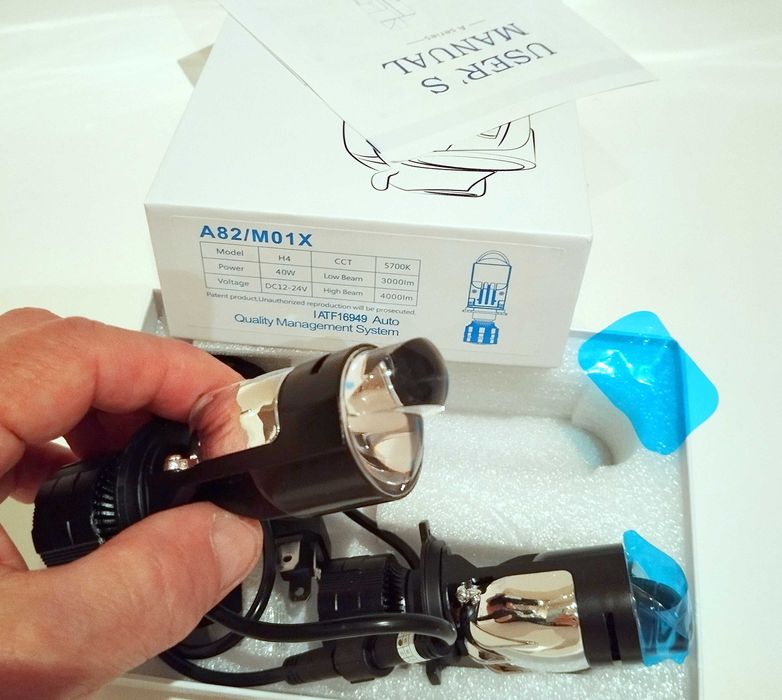 Фары волга 3110, москвич 2141,газель ,бычок с линзой Н4 супер свет