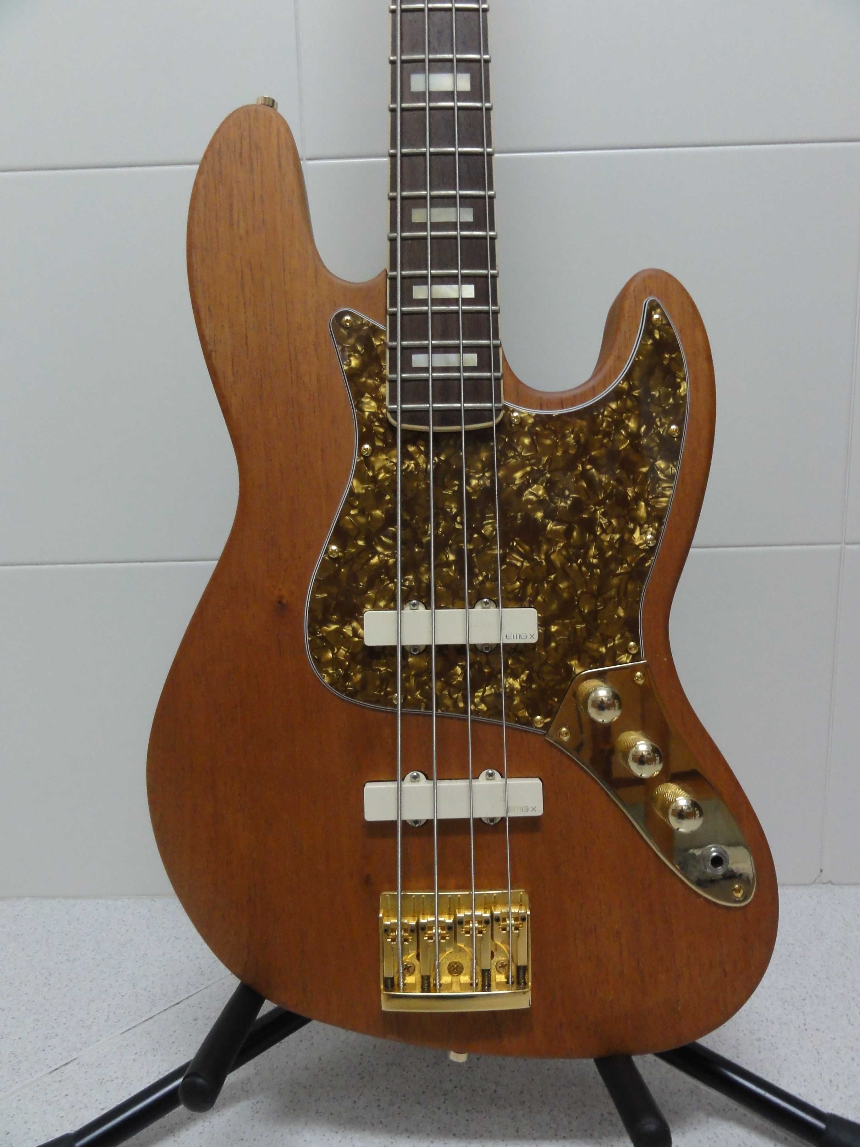 Wood T-Rex Jazz Bass