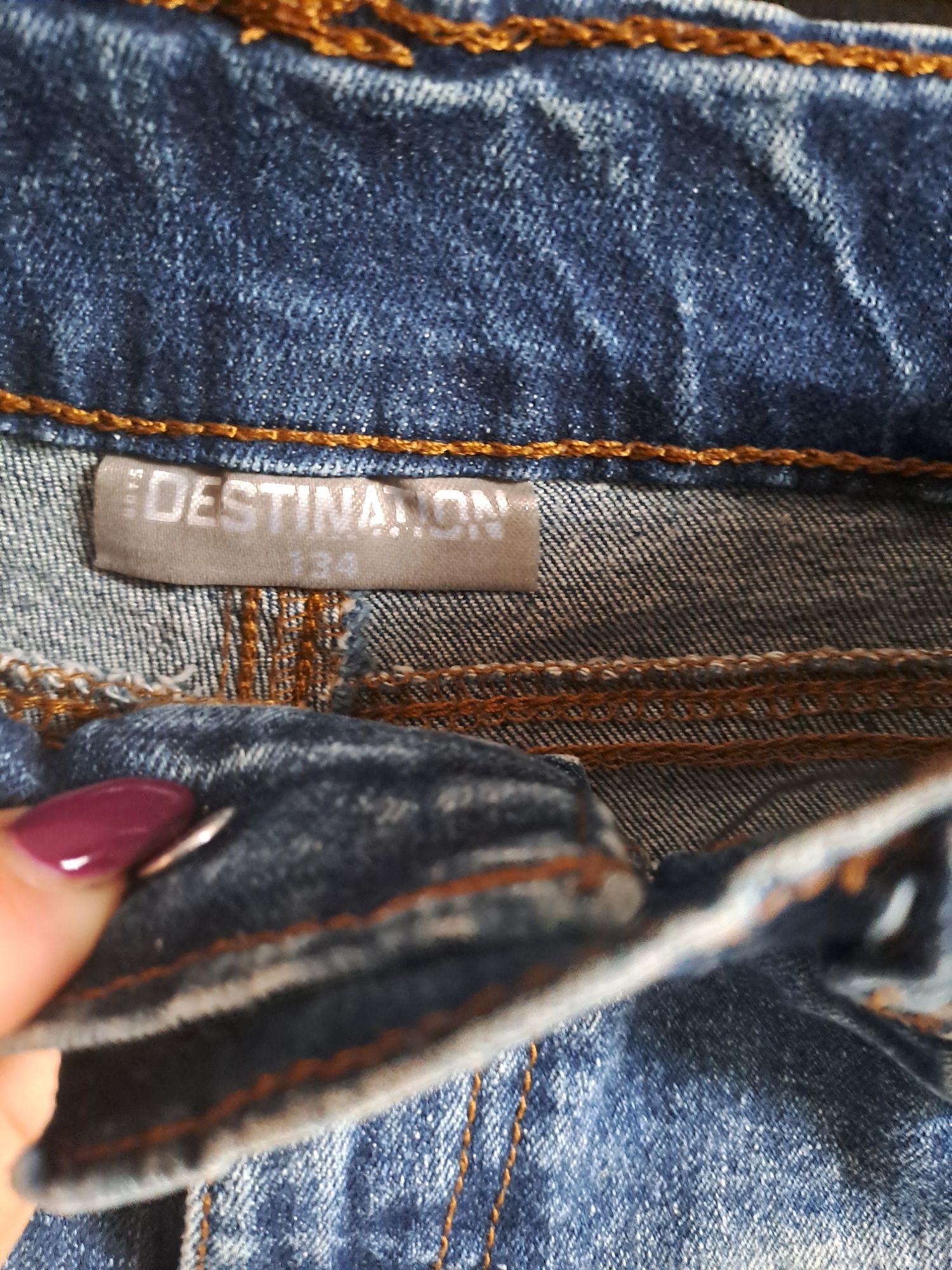 Spodnie jeans  134 Destination