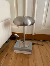 Metalowa lampa stołowa Zara Home