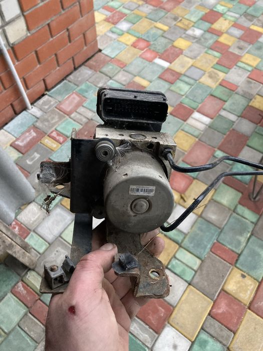 Тормозная система Huyndai accent 2013 год выпуска