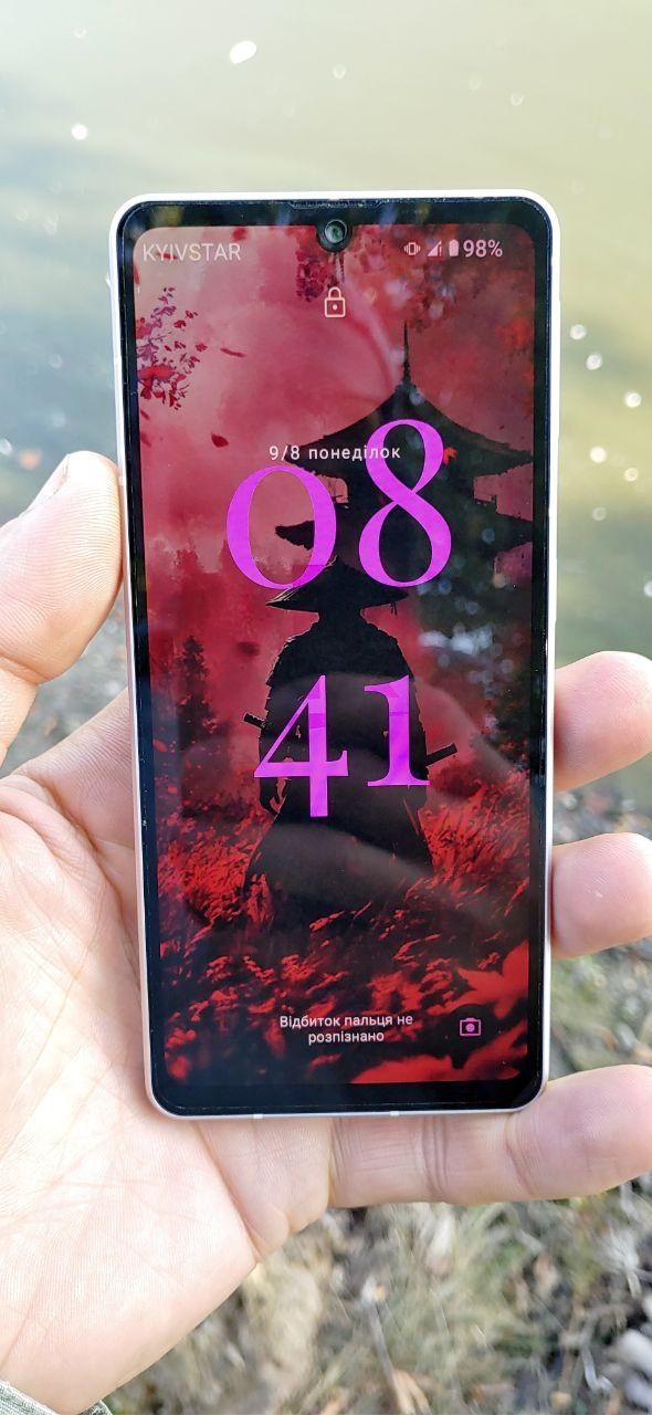 Смартфон Sharp aquos sense 7 6/128гб  14 андроид! Стан идеал