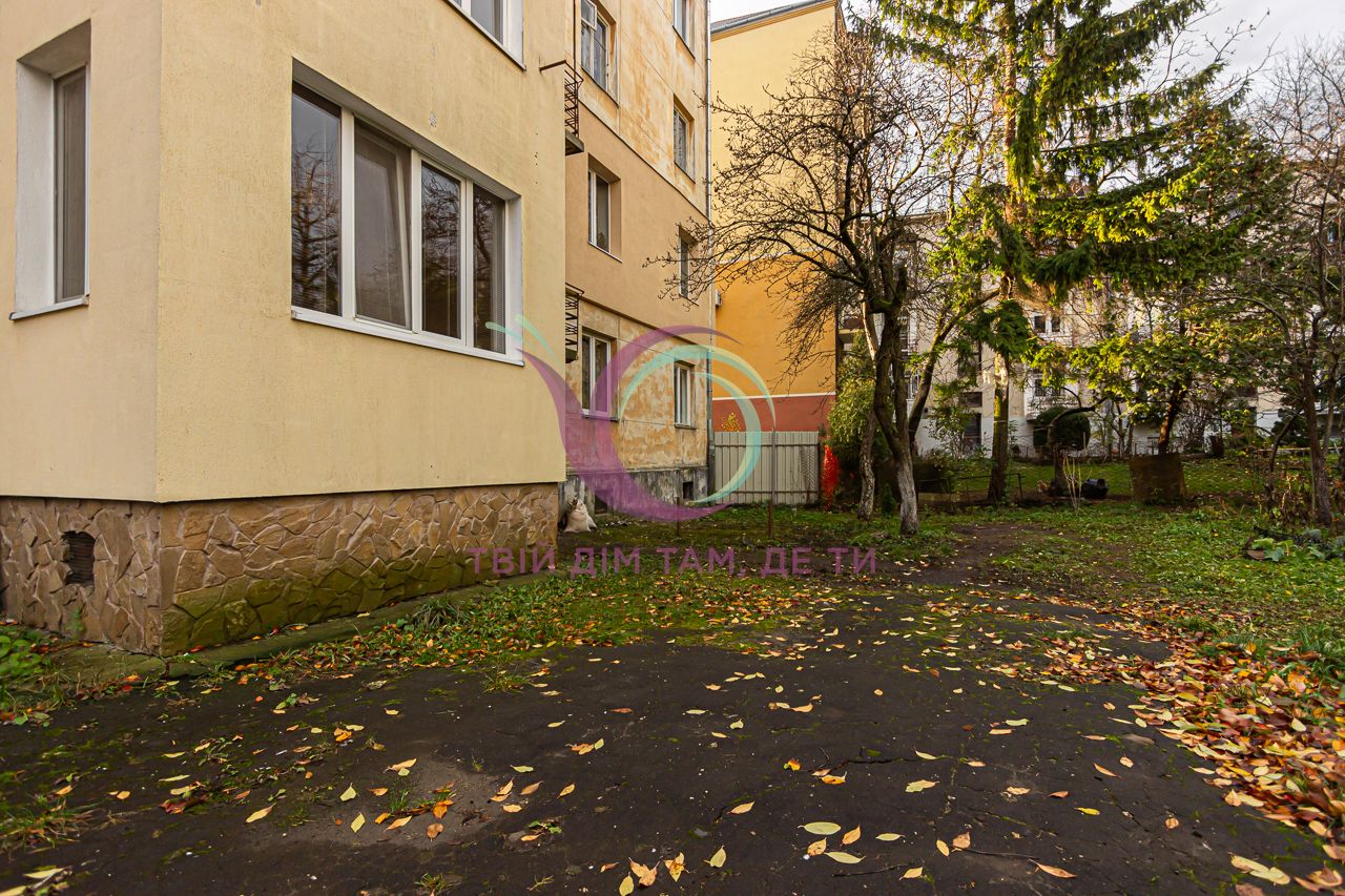 Продаж 2 кімнатна 2 рівнева за вул. К. Левицького