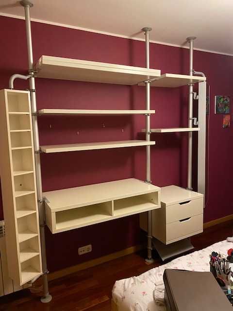 estanteria, secretária, espelho,