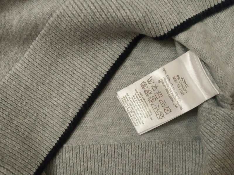 Camisola da marca Hugo Boss