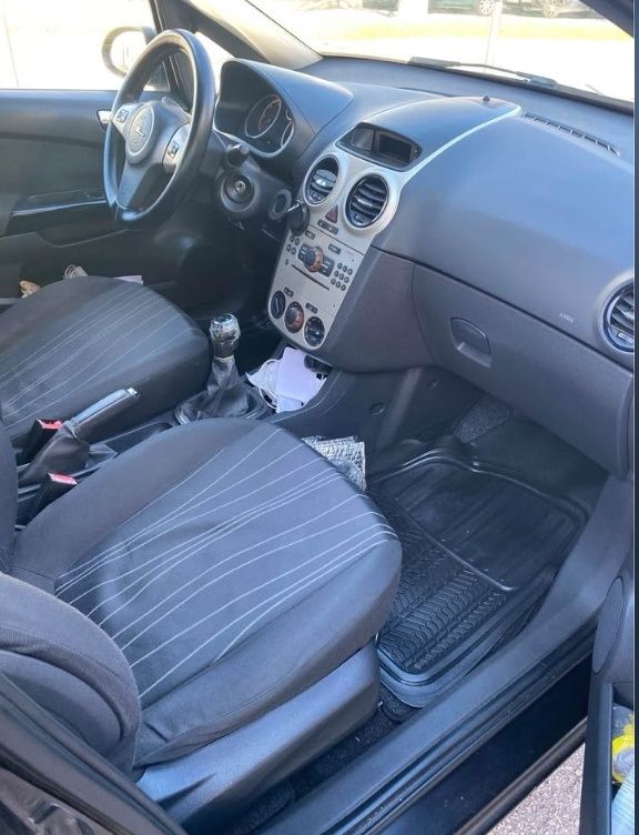 Opel corsa 1.3CDTI