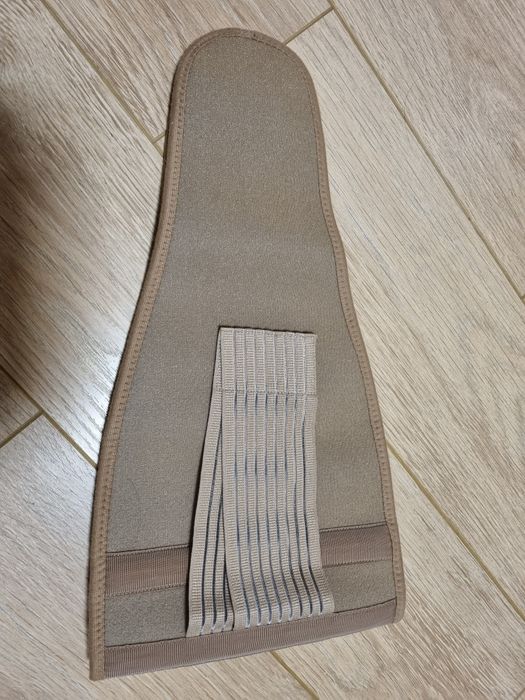 Oppo orteza kręgosłupa z czterema wzmocnieniami - rozmiar M