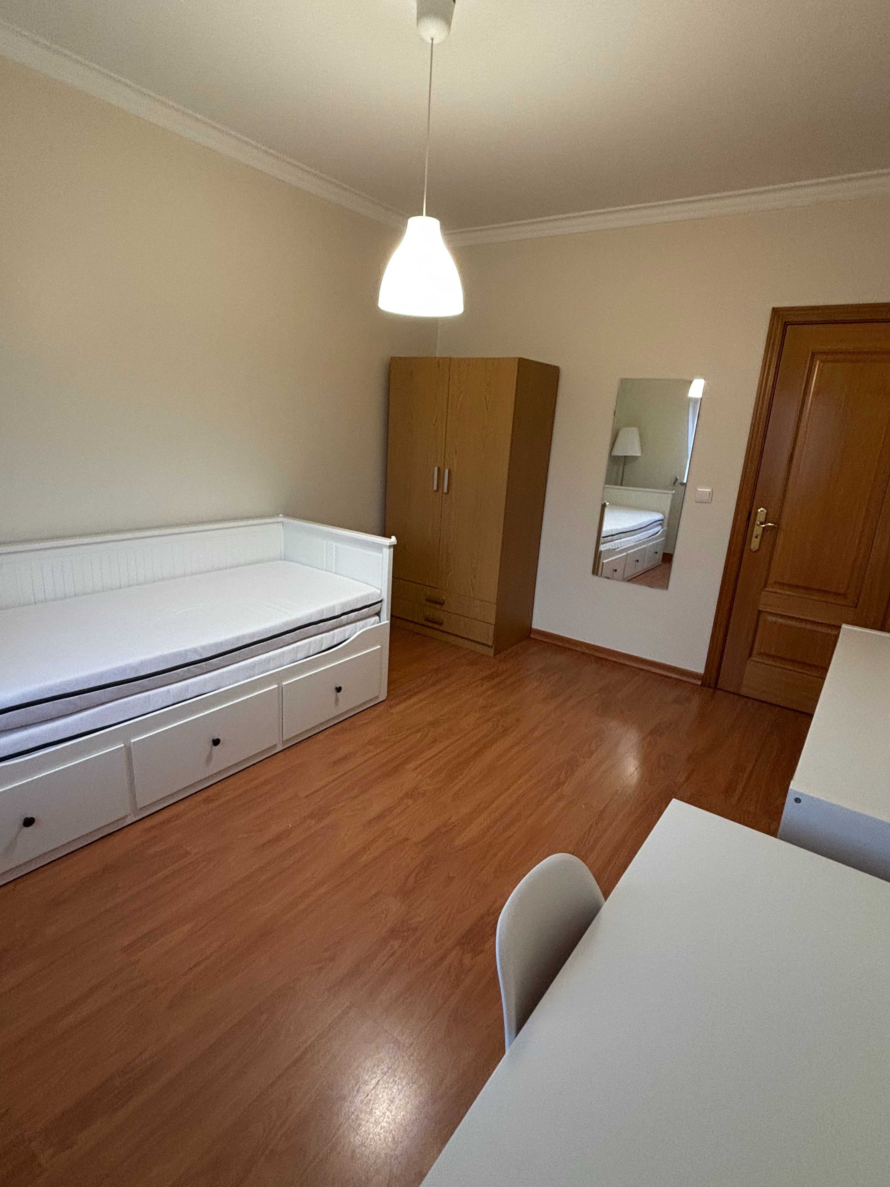 Quarto Estudante Egas Moniz - Monte da Caparica