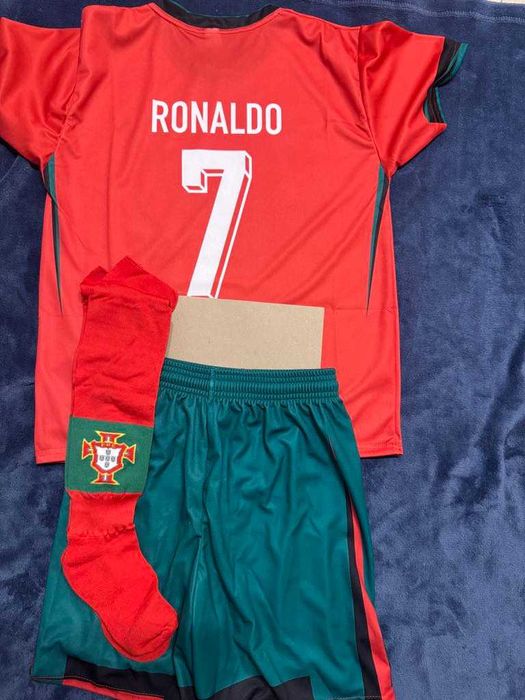 RONALDO - 7 - Komplet piłkarski 146cm