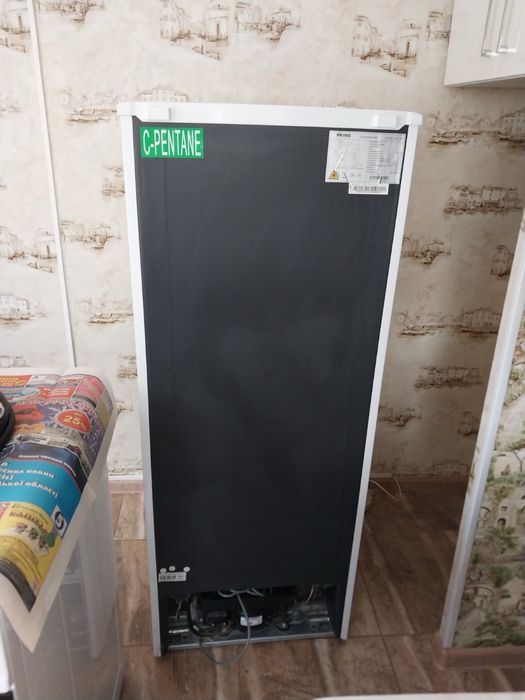 Двокамерний холодильник Prime Technics RTS 1401 M