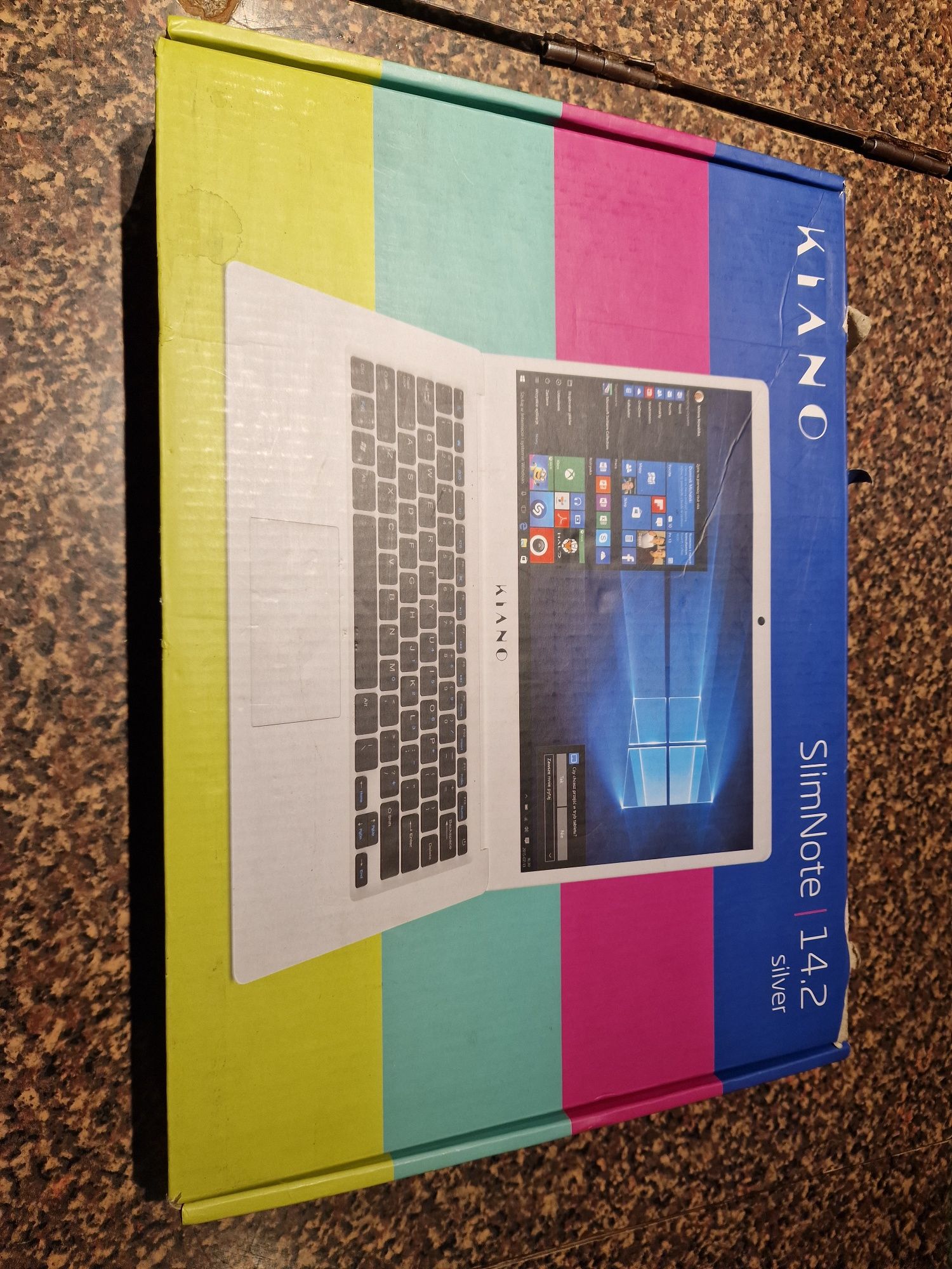 Laptop kiano slimnote 14.2