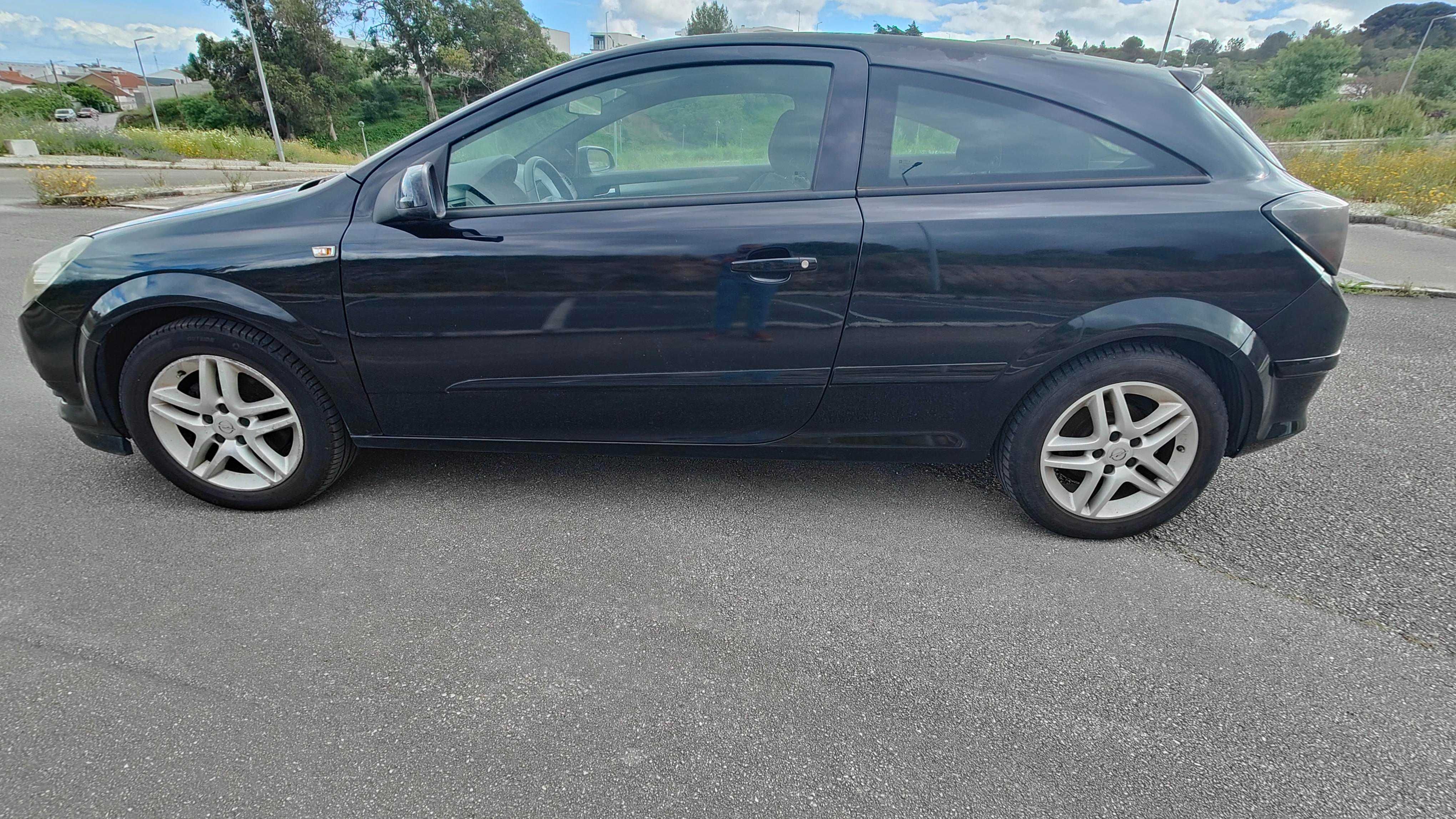 Opel Astra GTC 1.3
