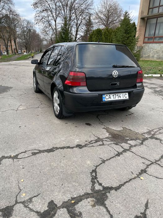 Продам гольф 4 1.8