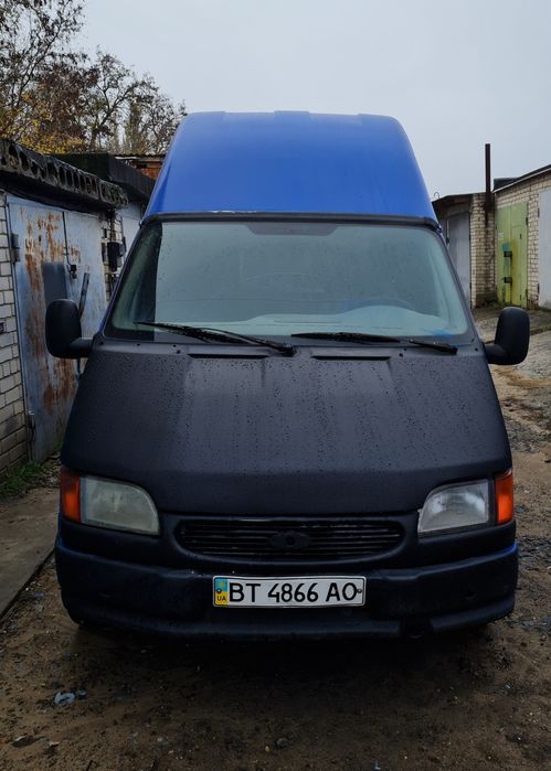 Ford Transit 2.5d в ухоженном состоянии