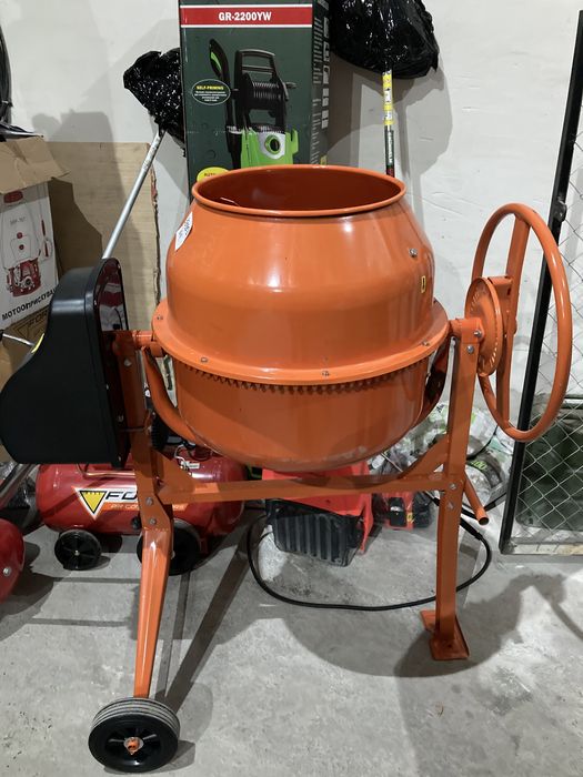 Бетономешалка СБ 6140П 140 л Forte