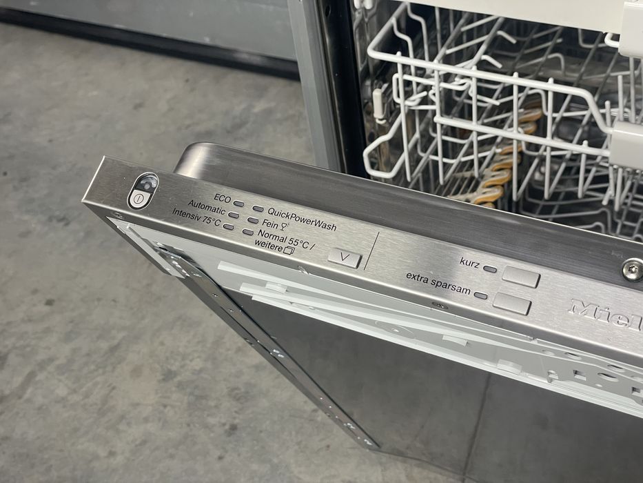 Вбудована посудомийна машина Miele G 6770 в Ідеалььному стані