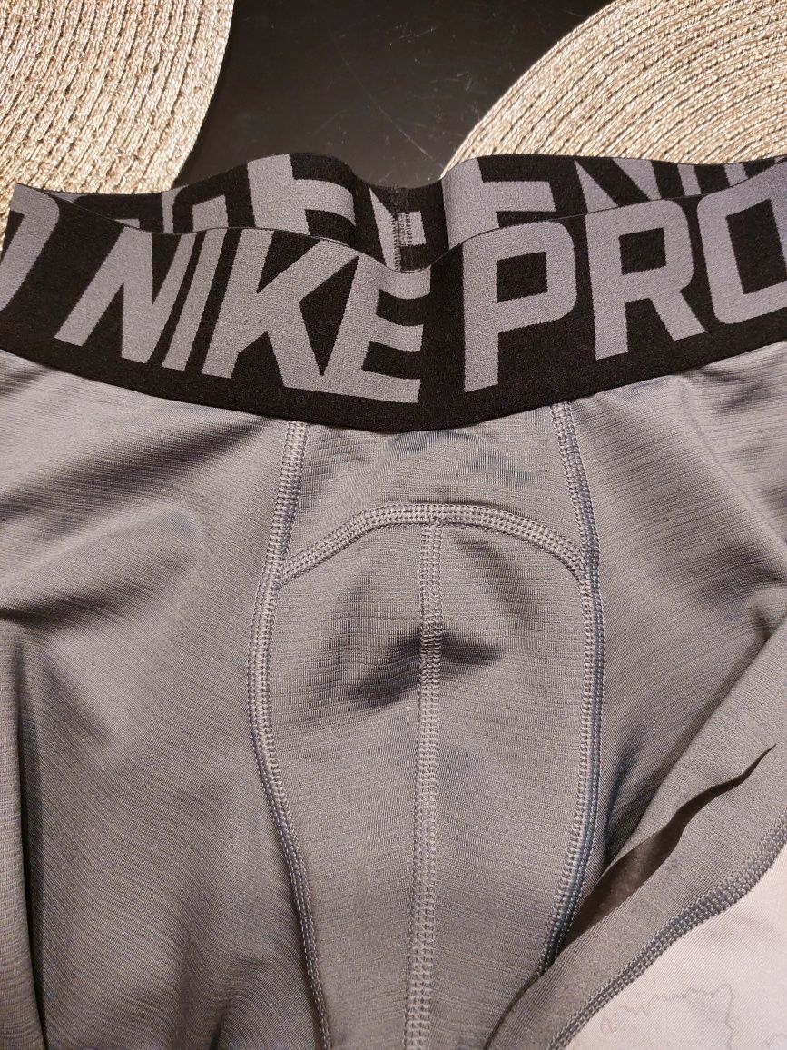 Nike Pro Hyperwarm komplet 137-147cm 10-12lat bdb+