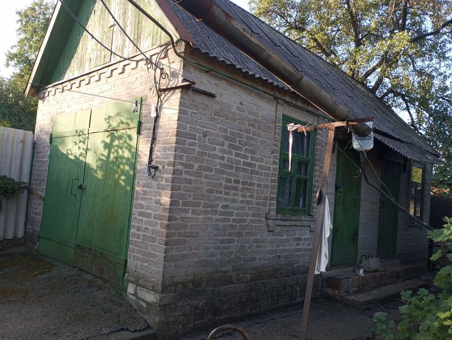 Дом с удобсвами в безопасном р-оне