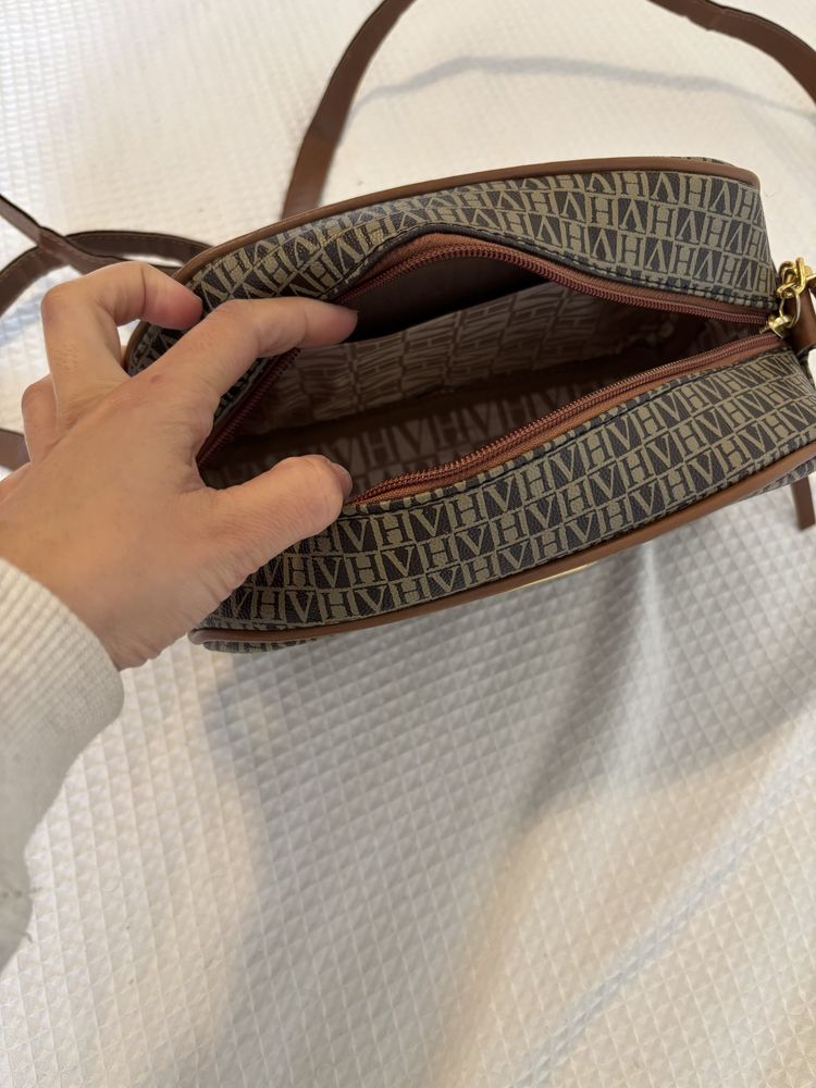 Bolsa feminina nova