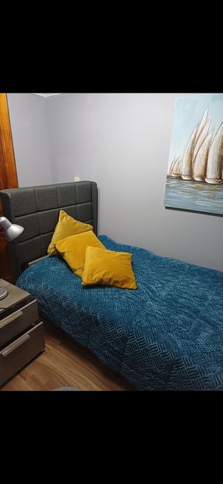 ALUGA- SE   Quarto na Costa de Caparica