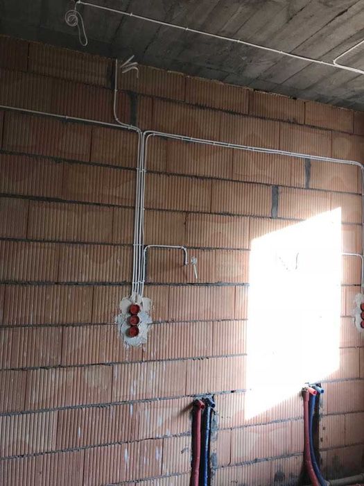 Remonty, instalacje elektryczne , hydrauliczne , gazowe , malowanie.