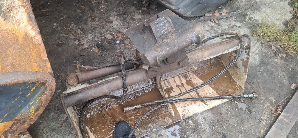 Minikoparka wacker neuson 2,6tony 2lyzki  rok 06 brutto transport