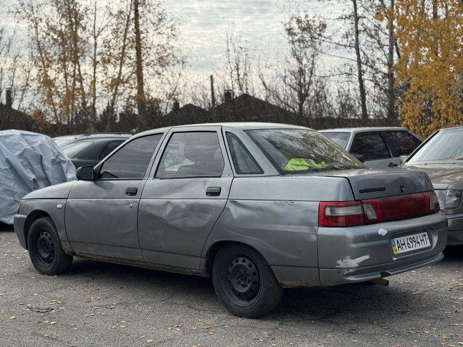 ВАЗ 2110.