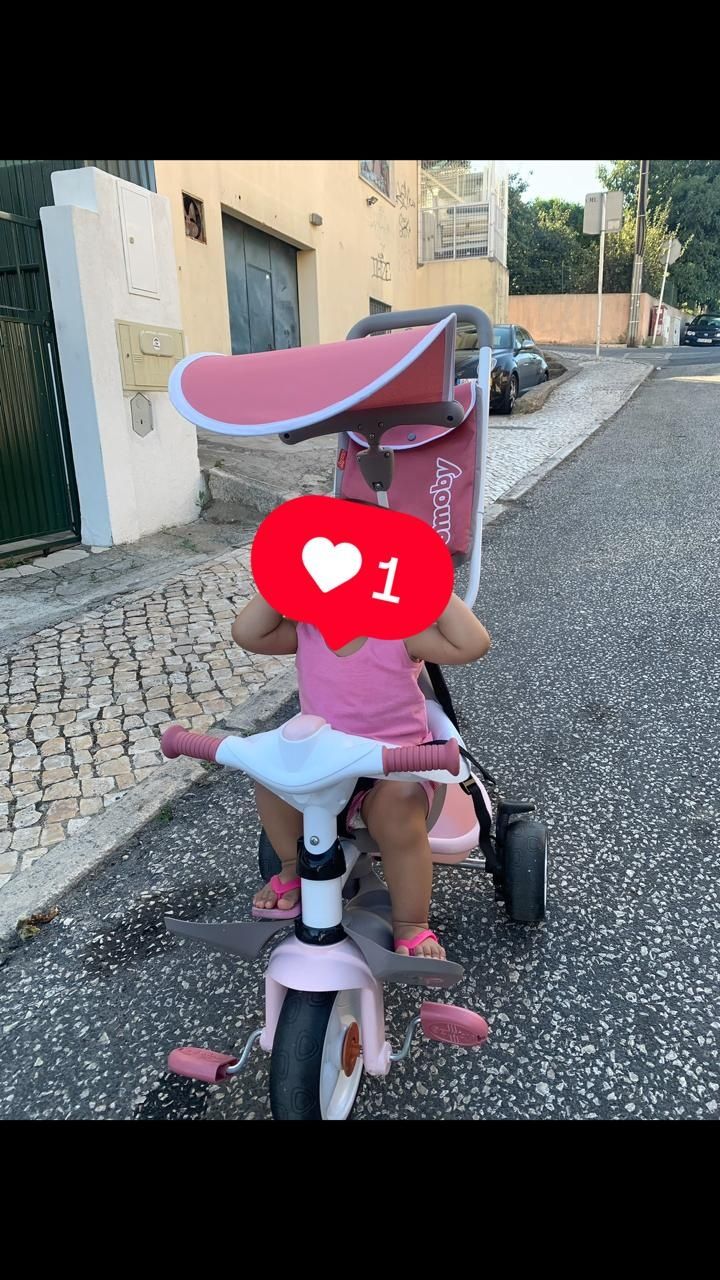 Triciclo infantil