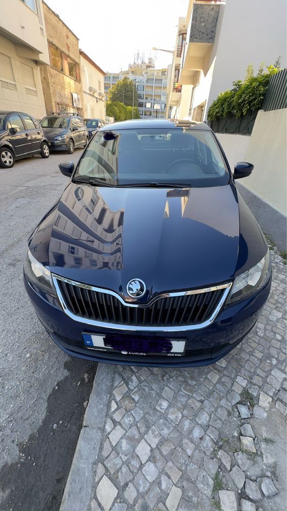 Skoda rapid sedan 1.0tsi ano 2018 gasolina