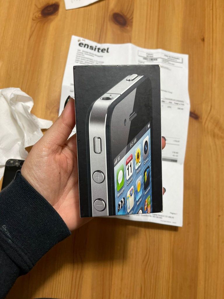 iPhone 4 8GB Preto