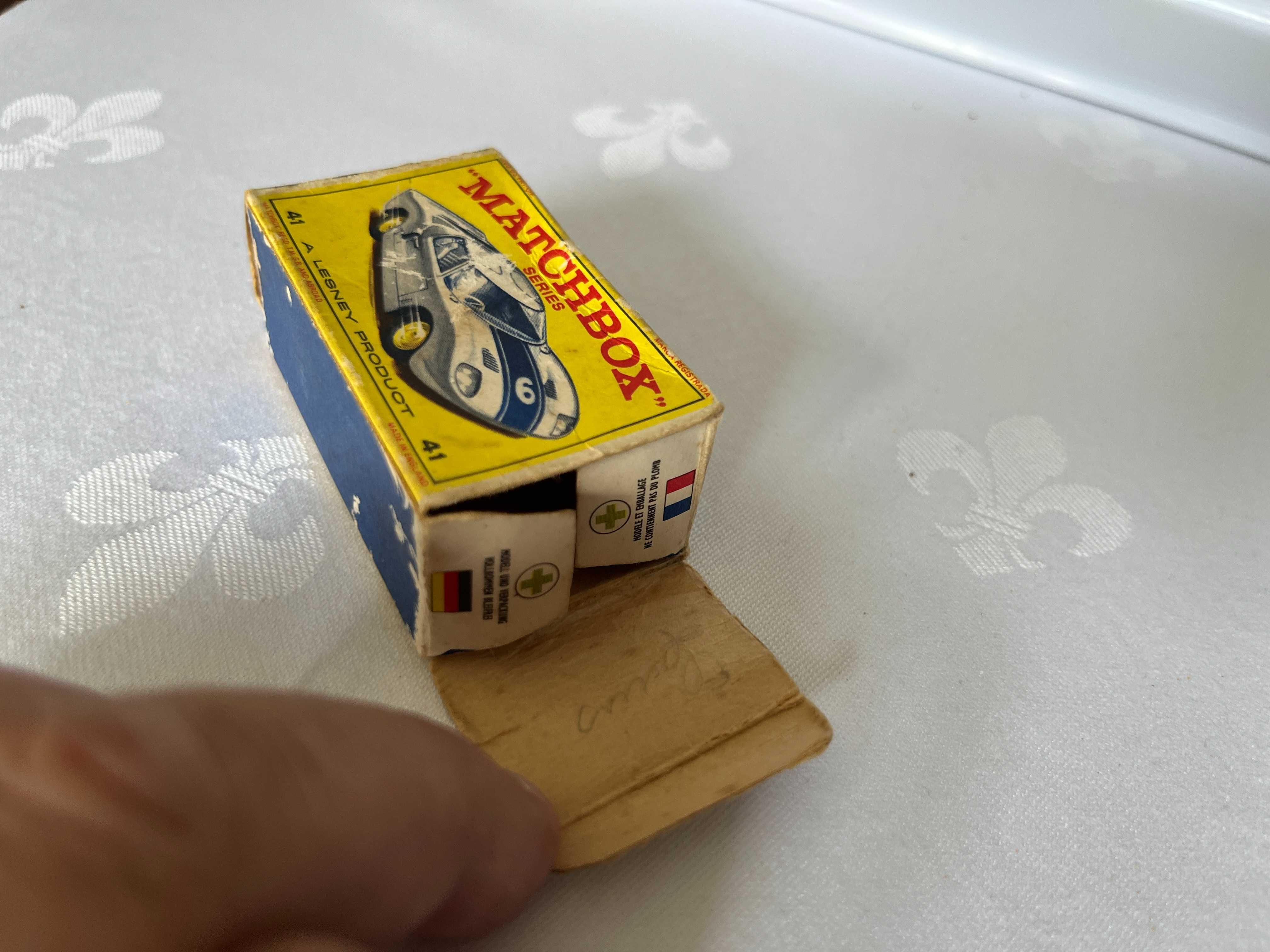 Caixa Vazia (empty box) de 41 Matchbox Lesney Ford GT 1ª Série/England