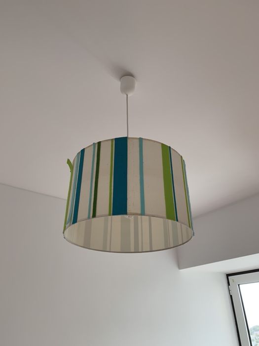 Candeeiro quarto criança EXCELENTE