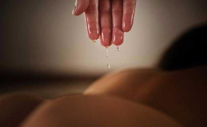 Масаж  Массажист