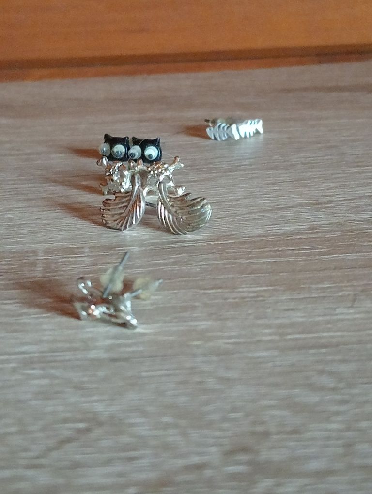 Brincos gatos, coração,simples