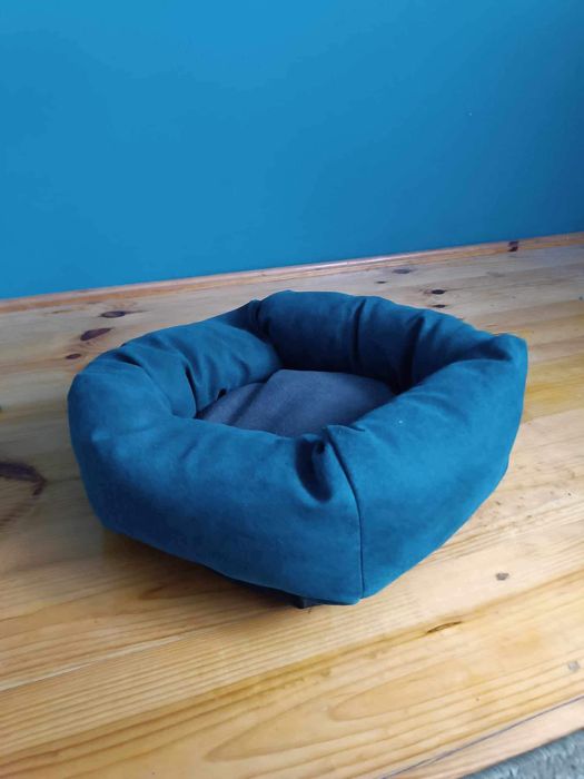 Okrągłe legowisko dla psa lub kota