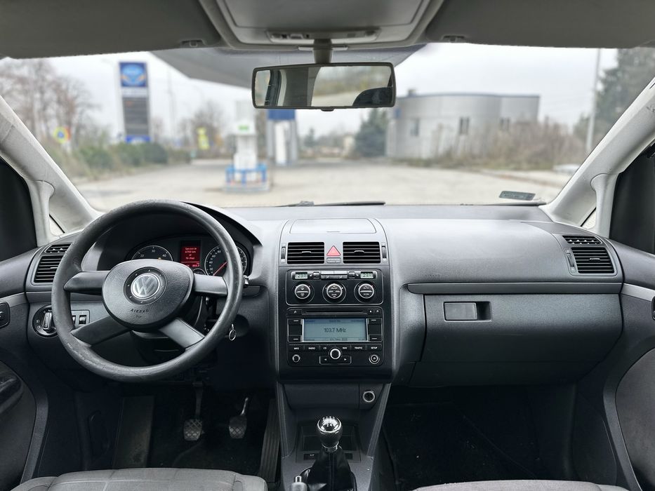 Volkswagen Touran 2.0 TDI 103kw 2006рік  Кпп 6 -ступка авто обслужене