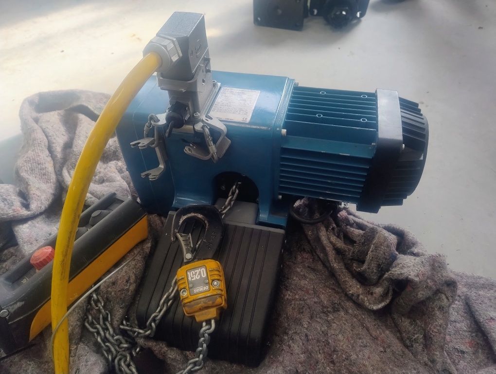 DEMAG wyciągnik wyciągarka elektryczna suwnica