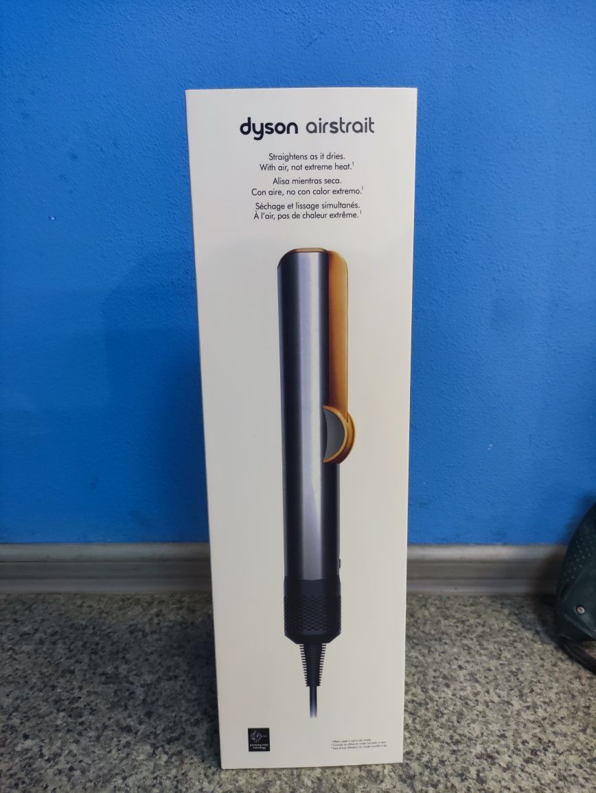 Фен-плойка Dyson
