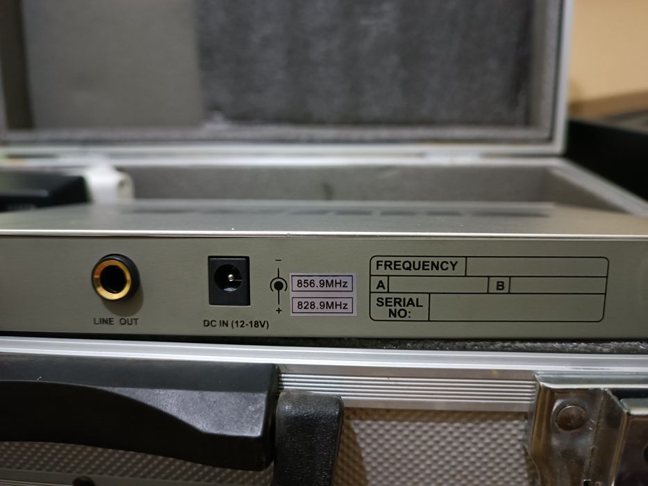 База к микрофонам Shure SH-500