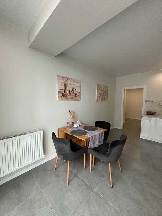 Продам 2-кімнатну з ремонтом у ЖК Park Residence