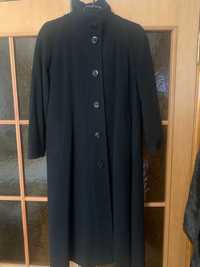 Пальто чёрное мягкое 90% шерсть.