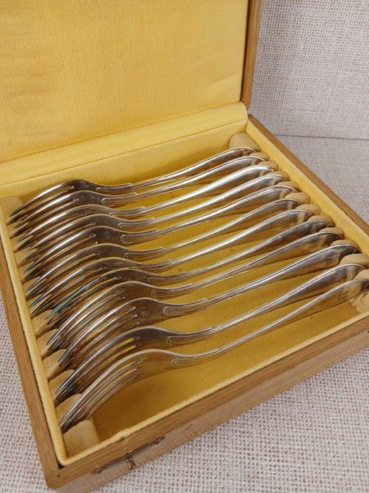 Zestaw 12 widelców Prima NS ALP Szwecja Posrebrzane 19 cm Inicjał H