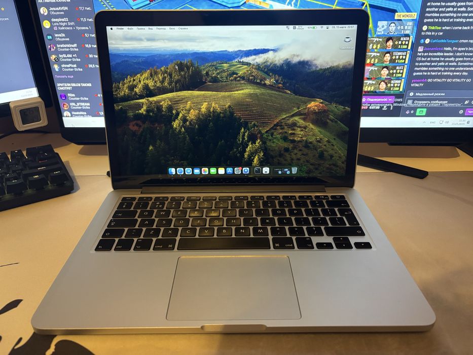 Macbook pro 2015 256 8gb 6+часов акб