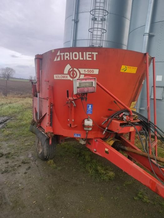 Wóz paszowy,paszowóz TRIOLIET 5m3