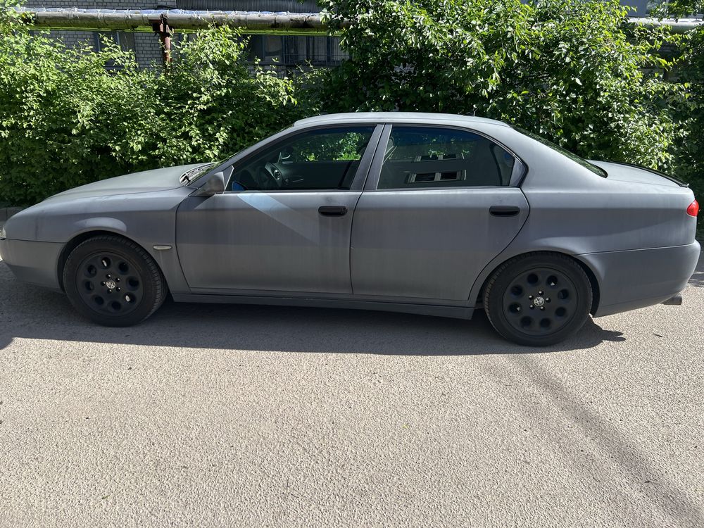 Продам Alfa Romeo 166 в гарні руки