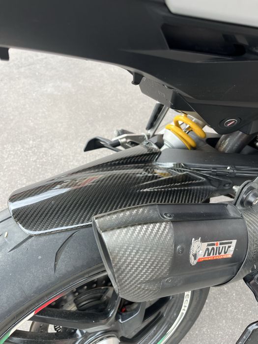 Ducati Multistrada 1200S