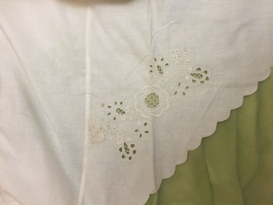 Підодіяльник с решельє радянські простин та комплект постільної